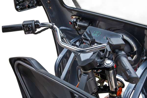 Грузовой электротрицикл Rutrike D5 1700 КАБИНА черный